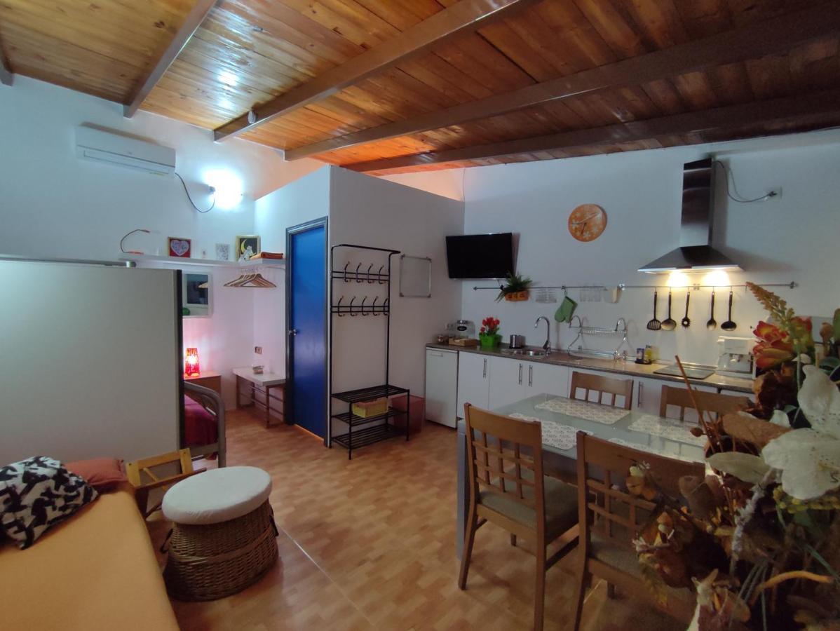 Apartamento 1, Chalet Manzano A 15" De Sevilla, A 30" Del Aeropuerto De Sevilla Villanueva del Ariscal Eksteriør billede